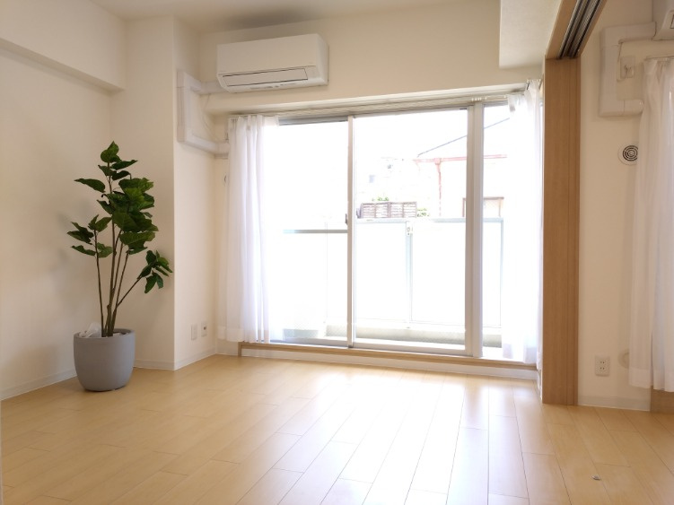 ヴェルドール芦屋の居間・リビング