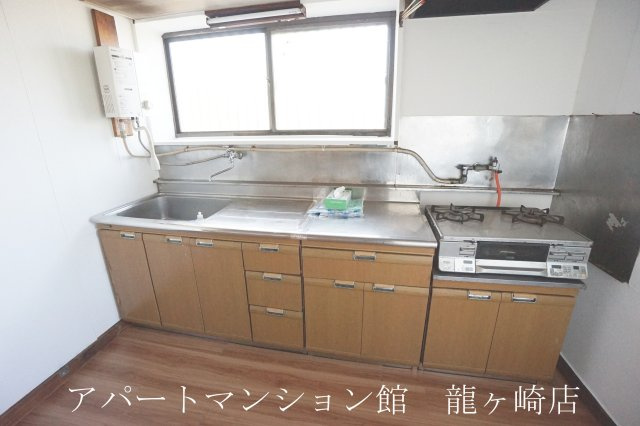 川原代A邸のキッチン