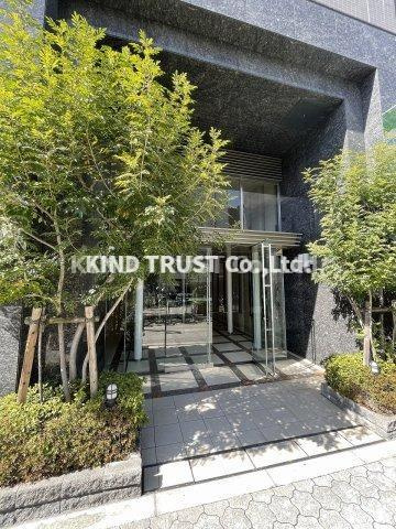 クレストフォルム大阪天満橋のエントランス|毎日通るエントランスはこのようになっています