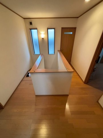 富津市上飯野　中古戸建の内装|※一部画像はAIによる画像加工を行い、家具・家電・残置物等を削除しております。空室時のイメージとしてご覧ください。現況と相違がある場合は現況を優先いたします。