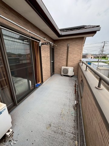 富津市上飯野　中古戸建のバルコニー