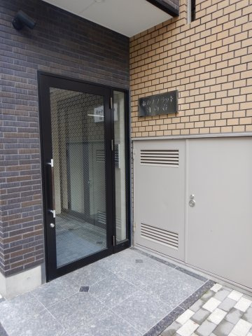 ホシノフラット目白台のエントランス
