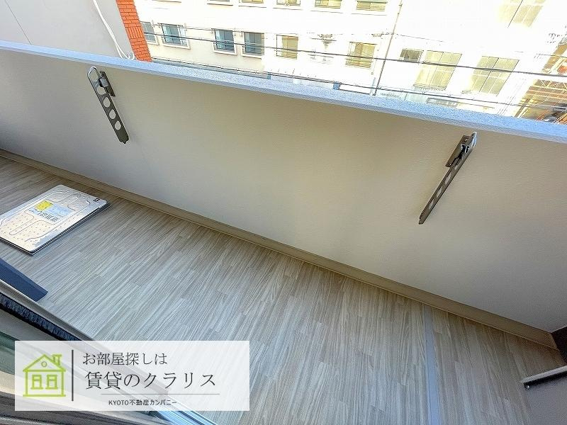 グランジェ リサーチパーク イーストのバルコニー
