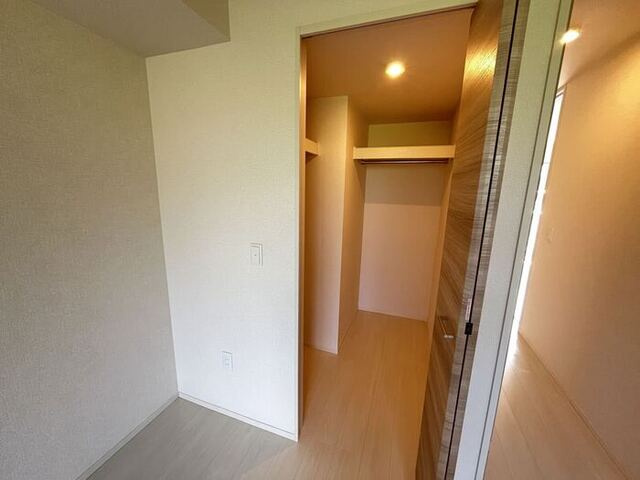 グラッツェの収納|ウォークインクローゼット