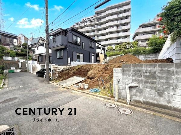 横浜市旭区中沢１丁目の新築一戸建の前面道路含む現地写真|閑静な住宅街につき住環境良好です♪
お気軽にお問い合わせください。