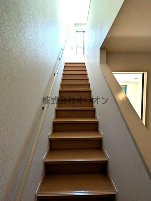 【内装】 | コンフォルト若宮 | 内階段