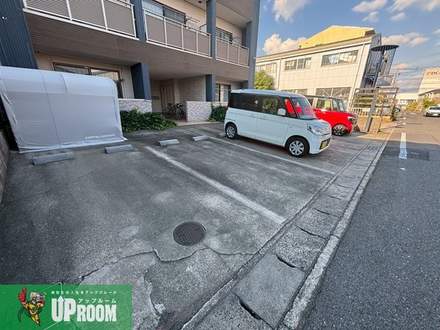 YOSHIX細木の駐車場