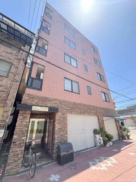 アヴァンス弁天町2の外観