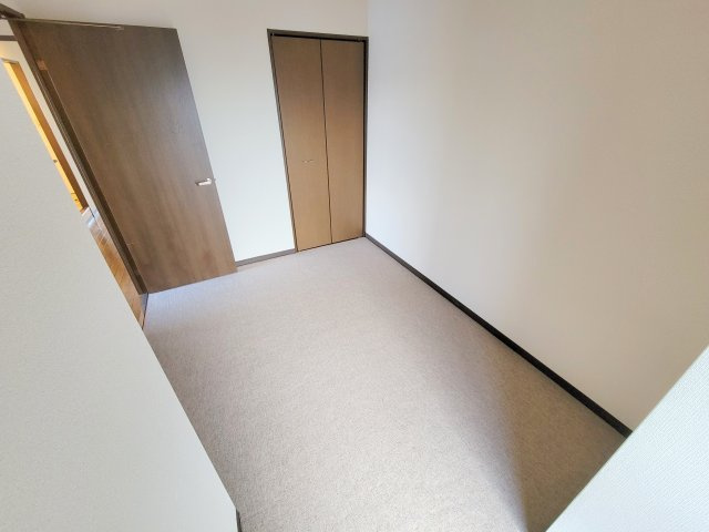 奈良市百楽園１丁目の賃貸マンションの内装