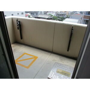 F・PARC西新　南当仁小学校区のバルコニー|F・PARC西新