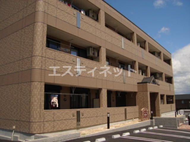 BON CHEVALの外観