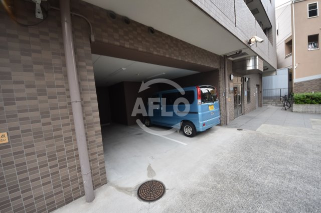 アーバンパレス九条の駐車場|アーバンパレス九条　駐車場