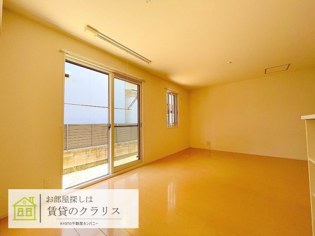 QUATRE FEUILLES（キャトルフィーユ）向日町