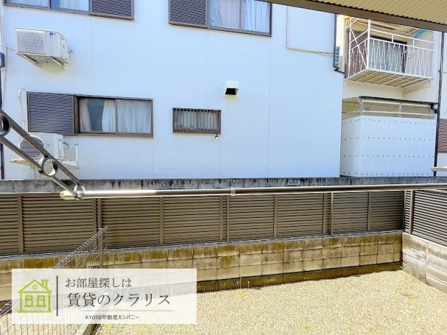 QUATRE FEUILLES（キャトルフィーユ）向日町