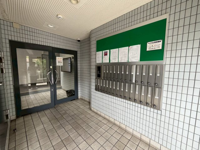 サンパレス21尼崎2のエントランス