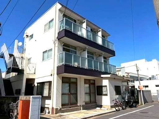 足立区中央本町１丁目の賃貸マンションの外観