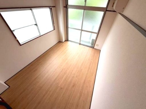 足立区中央本町１丁目の賃貸マンションの居間・リビング