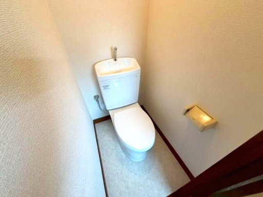 足立区中央本町１丁目の賃貸マンションのトイレ