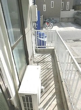 草加市遊馬町の賃貸マンションのバルコニー