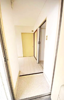 草加市遊馬町の賃貸マンションの玄関|※別部屋参考写真