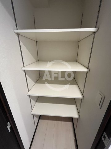 グランセジュール江坂のキッチン|グランセジュール江坂　キッチン収納