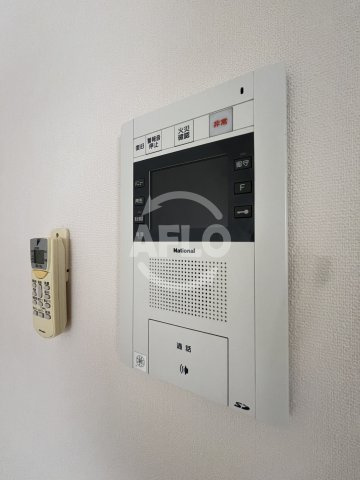 クリスタルグランツ新大阪のセキュリティ|クリスタルグランツ新大阪モニター付きインターホン