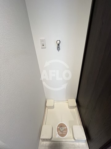 エルシア新大阪の洗面所|EL-Sia Shin-Osaka　洗濯パン