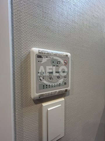 ファーストフィオーレ塚本リベルテの洗面所|浴室乾燥機