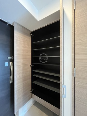 S-RESIDENCE新大阪WESTの収納|S-RESIDENCE新大阪WEST　シューズボックス