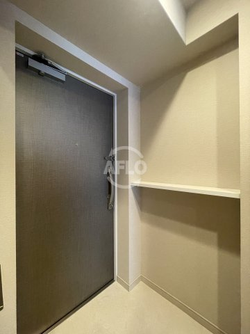 スプランディッド新大阪VIの玄関|スプランディッド新大阪VI　玄関