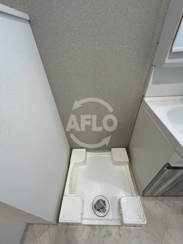エスレジデンス新大阪リッシュの洗面所|S-RESIDENCE新大阪Rish　洗濯パン