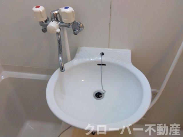 レオパレスメルピーチＳＵＺＵの洗面所