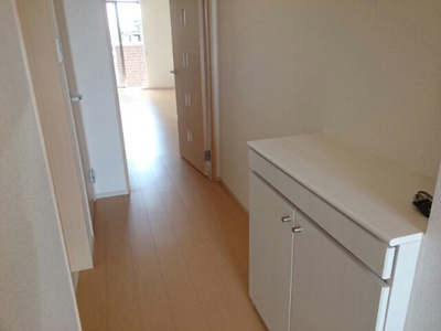 【玄関】 | ドゥー・ファミーユⅠ | 毎日通る玄関はこちらです