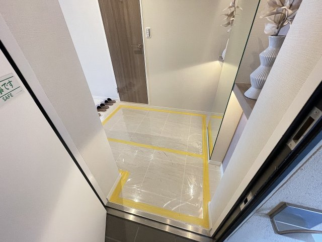 ベイクレストタワーの玄関