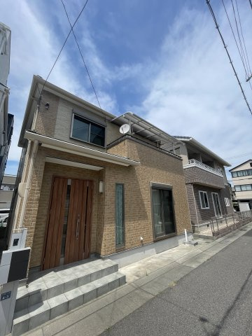 浜中町２丁目貸家の外観