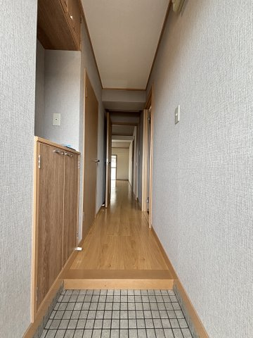 ST百道スイーツの玄関