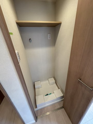 スカーラ台東根岸のランドリースペース