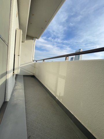 セントラルハイツ三宮東のバルコニー