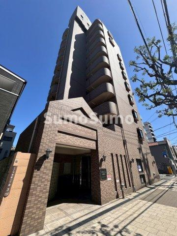 クラウンハイム夕陽丘の外観