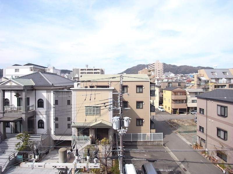 THREE DEERの展望