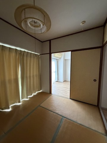 潮見台マンションの和室