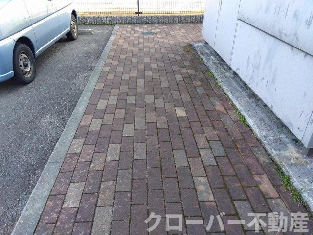レオパレス桜のエントランス