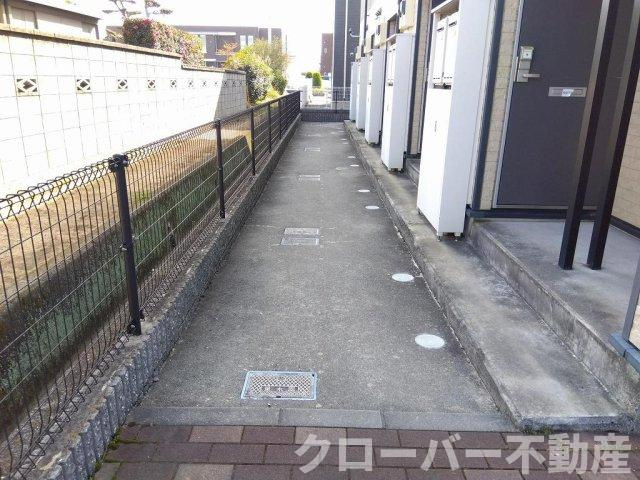 レオパレス桜の駐車場
