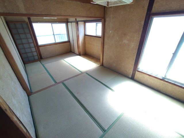  | 荒田町戸建倉庫