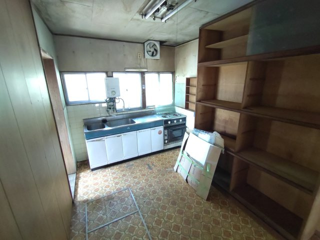  | 荒田町戸建倉庫