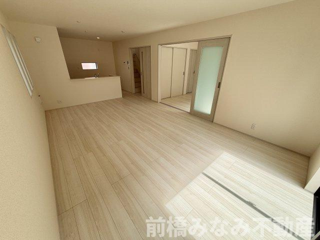 【新築】前橋市富士見町時沢第3　５号棟(全１１棟)　クリエートの家　新築建売分譲の居間・リビング|おしゃれなリビングです