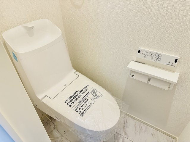 八王子市　元横山町　新築一戸建てのトイレ|～暖房温水洗浄機能付きトイレ　冬場は特に嬉しい機能ですね～