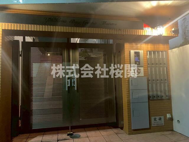 ヨコハマベイジーニアスマエストロのエントランス