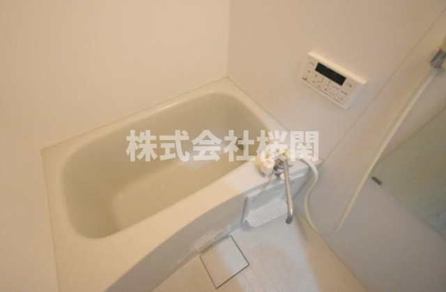 ヨコハマベイジーニアスマエストロの浴室