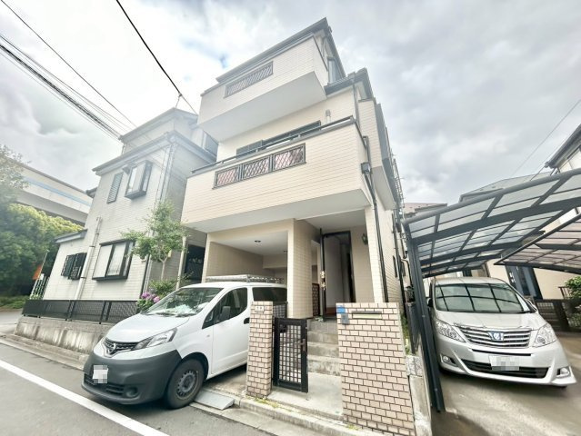 板橋区三園1丁目　中古戸建の前面道路含む現地写真|2026.06.15撮影

現地ご見学希望・資料請求などお気軽にお問い合わせ下さい！
03-5990-5201